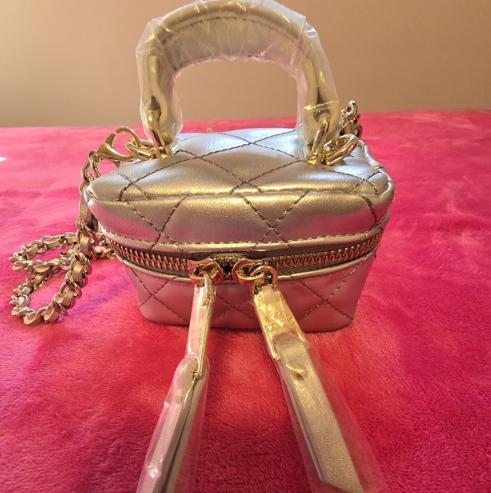 Steve Madden Silver Quilted Women's Bag